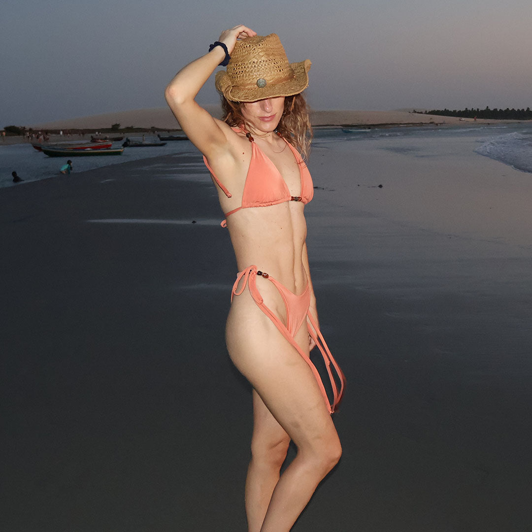 CAYETANA TIRITAS