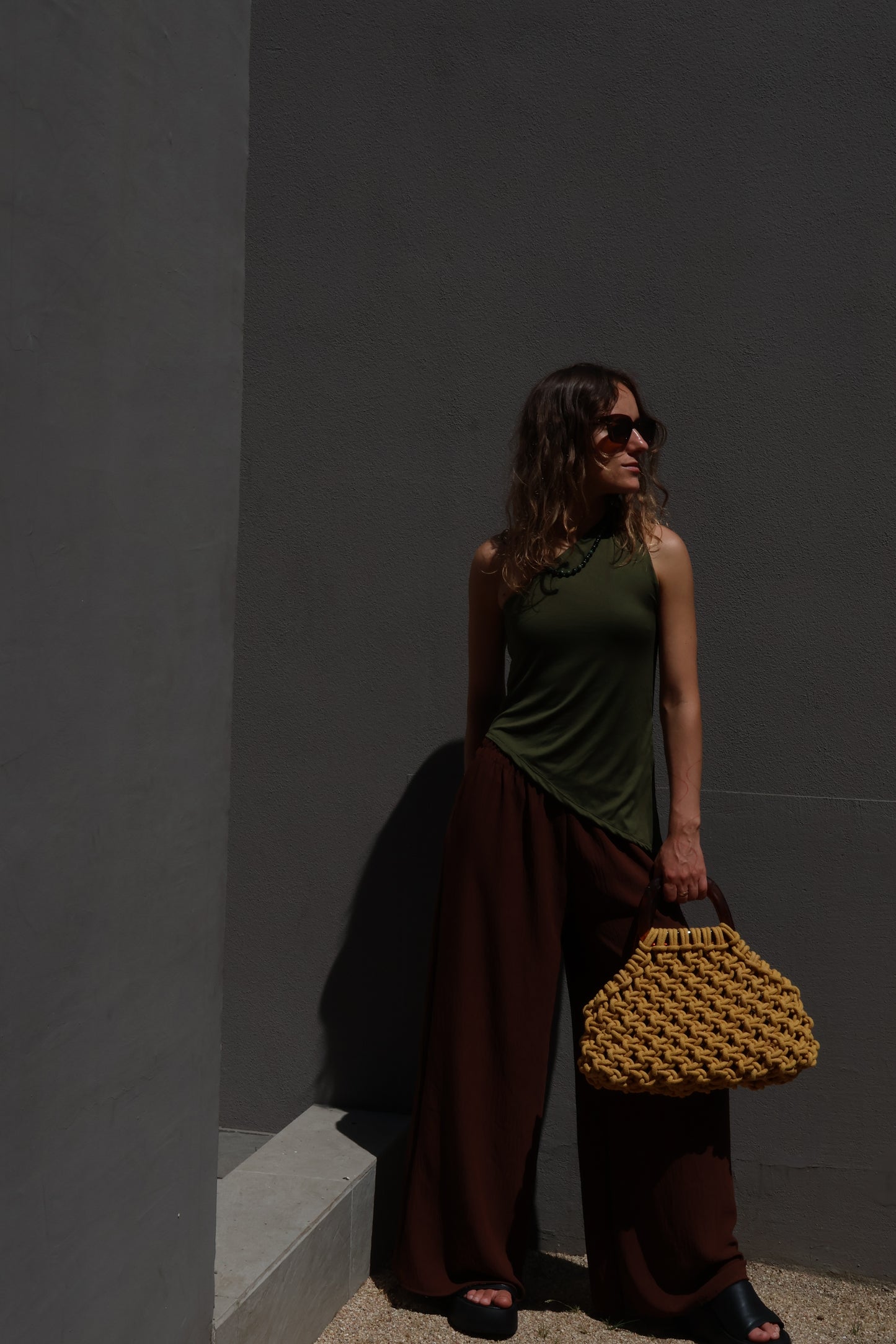 PANTALÓN CAFÉ ELASTICADO