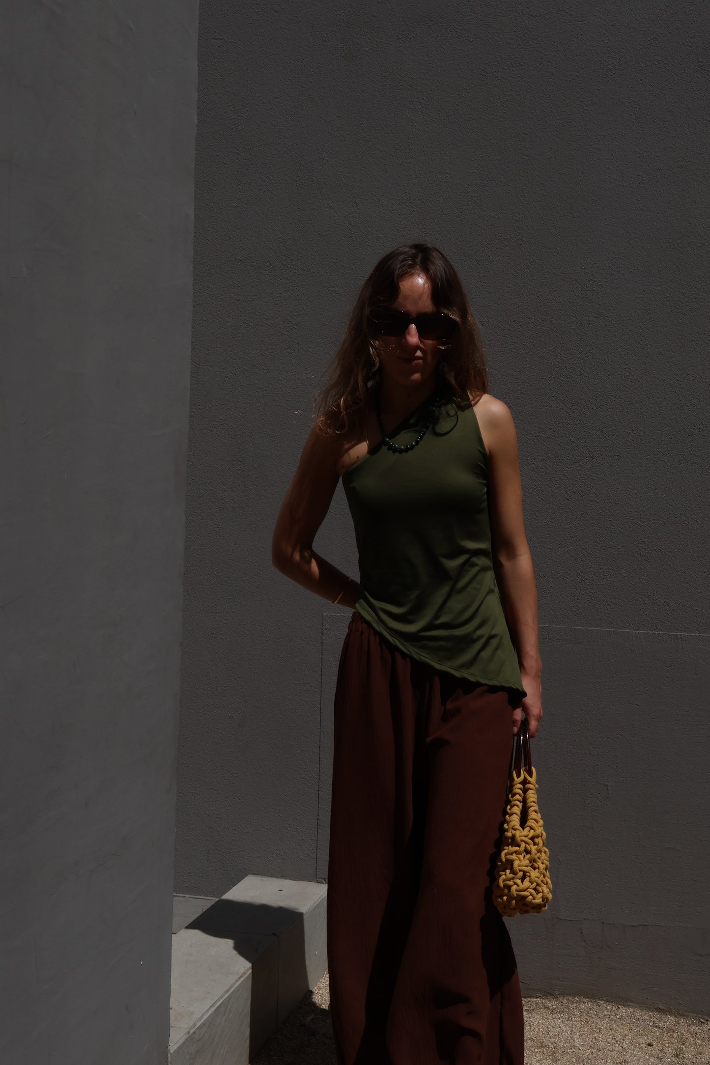 PANTALÓN CAFÉ ELASTICADO