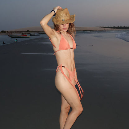 CAYETANA TIRITAS